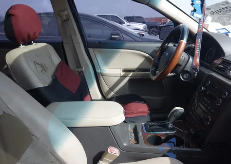 2008 Ford Taurus Limited из США, поврежденный, VIN 1FAHP25W08G162971